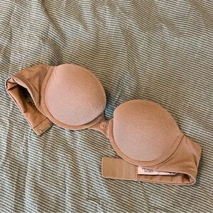 Victoria’s Secret Demi Push Up Strapless Bra 32B